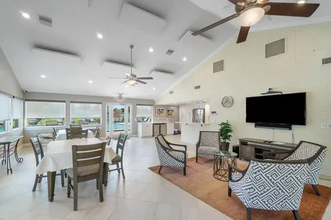 419 Sw 28th Avenue Delray Beach FL 33445