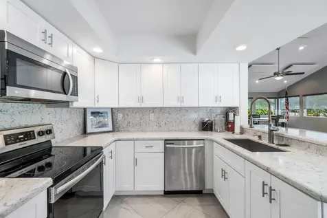 419 Sw 28th Avenue Delray Beach FL 33445