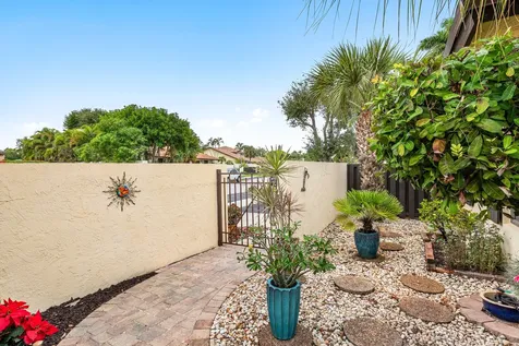 419 Sw 28th Avenue Delray Beach FL 33445