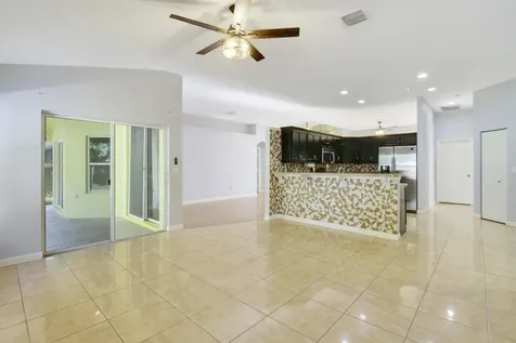 709 NW North Macedo Boulevard Port Saint Lucie FL 34983