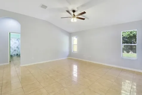 709 NW North Macedo Boulevard Port Saint Lucie FL 34983