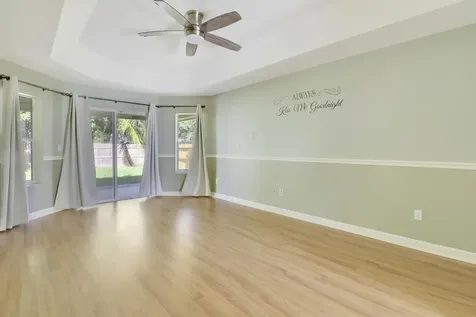 709 NW North Macedo Boulevard Port Saint Lucie FL 34983