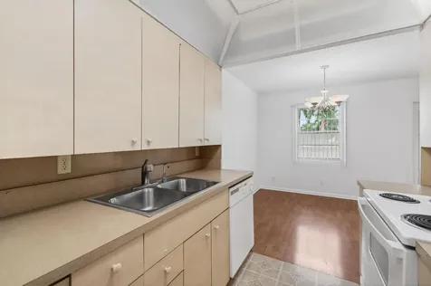 2015 Cornwall A Boca Raton FL 33434