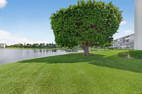 2015 Cornwall A Boca Raton FL 33434