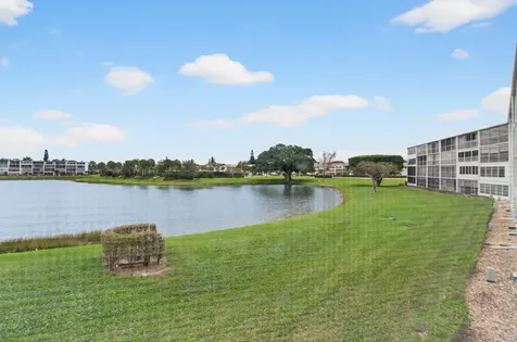 2015 Cornwall A Boca Raton FL 33434