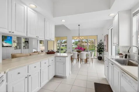 8372 Dominica Place Wellington FL 33414