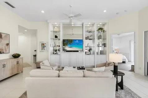 8372 Dominica Place Wellington FL 33414