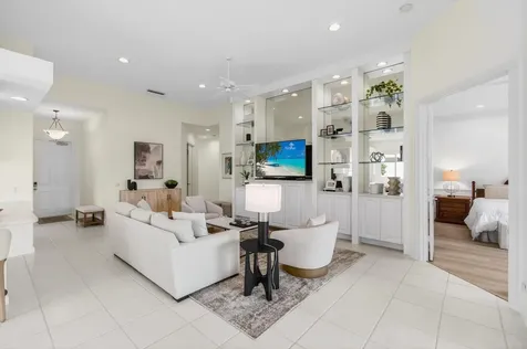 8372 Dominica Place Wellington FL 33414