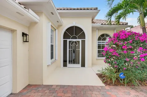 8372 Dominica Place Wellington FL 33414