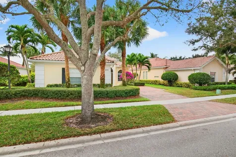 8372 Dominica Place Wellington FL 33414