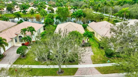8372 Dominica Place Wellington FL 33414