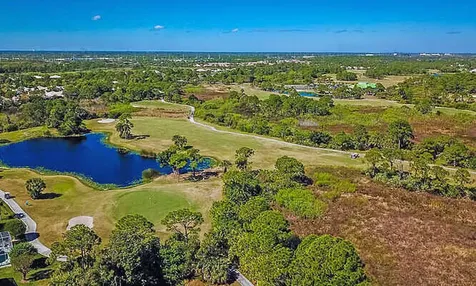 4480 Nw Oakleaf Court Jensen Beach FL 34957