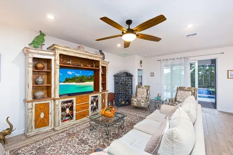 4480 Nw Oakleaf Court Jensen Beach FL 34957