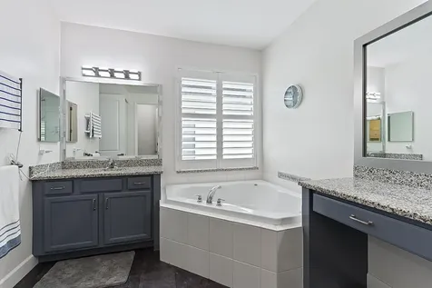 11798 Sw Waterford Isle Way Port Saint Lucie FL 34987