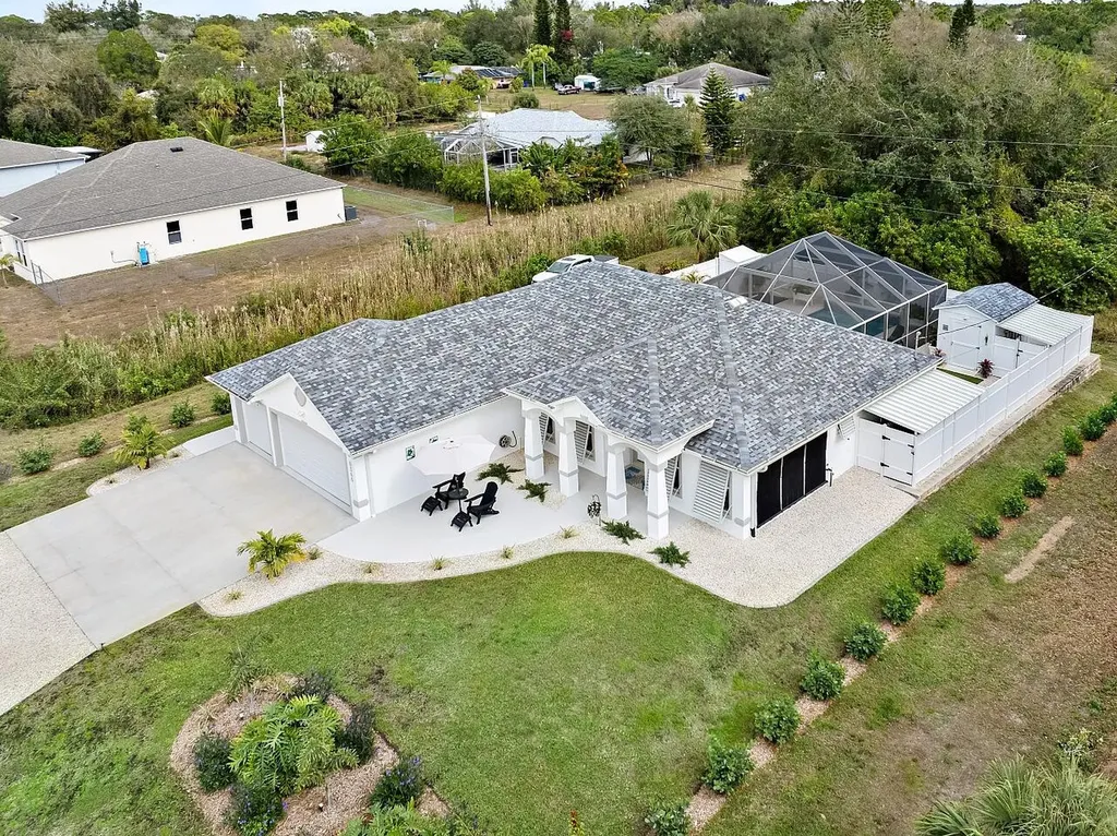 8566 97th Avenue Vero Beach FL 32967