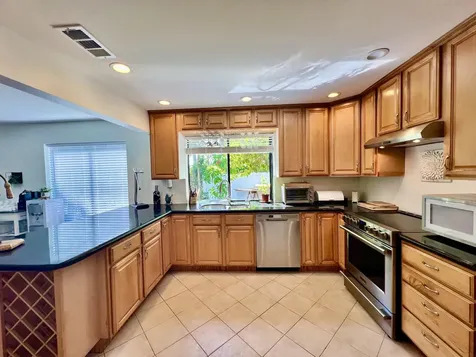 5570 SW 9th Court Margate FL 33068