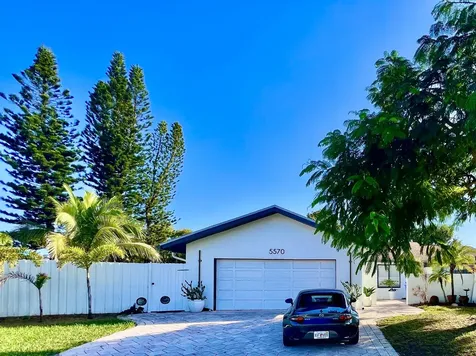 5570 SW 9th Court Margate FL 33068