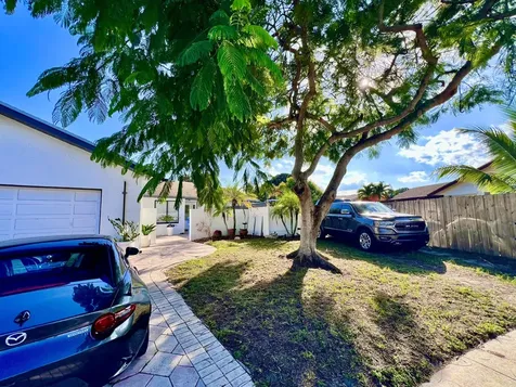 5570 SW 9th Court Margate FL 33068