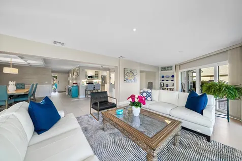 146 Driftwood Circle Atlantis FL 33462