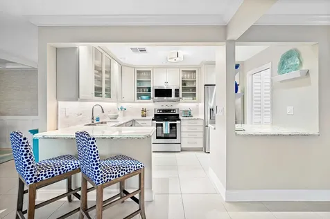 146 Driftwood Circle Atlantis FL 33462