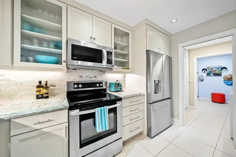 146 Driftwood Circle Atlantis FL 33462