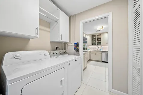 146 Driftwood Circle Atlantis FL 33462