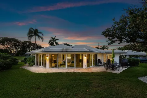 146 Driftwood Circle Atlantis FL 33462