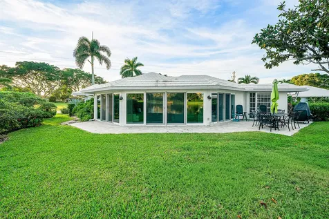 146 Driftwood Circle Atlantis FL 33462