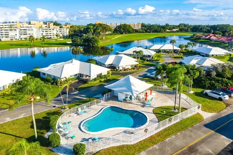 146 Driftwood Circle Atlantis FL 33462