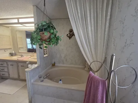 7375 Se Independence Avenue Hobe Sound FL 33455