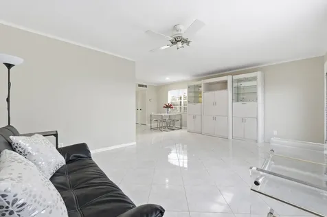 95 Burgundy B Delray Beach FL 33484