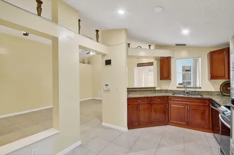 5221 Arbor Glen Circle Lake Worth FL 33463