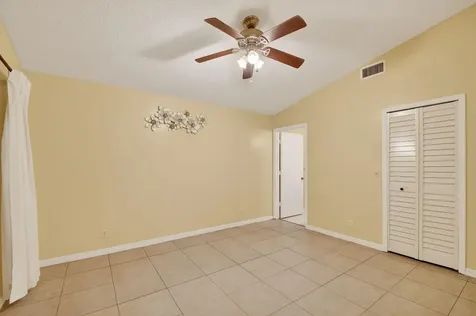 5221 Arbor Glen Circle Lake Worth FL 33463