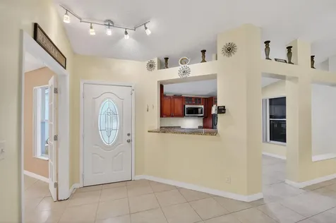 5221 Arbor Glen Circle Lake Worth FL 33463