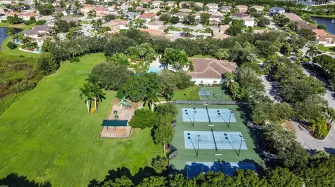 6982 Houlton Circle Lake Worth FL 33467