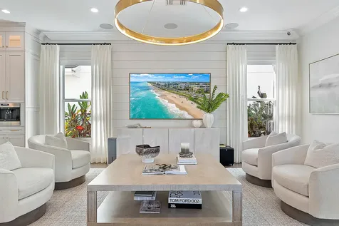 1603 E Hemingway Drive Juno Beach FL 33408