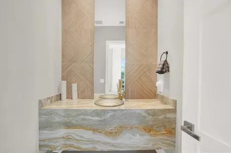 828 Nw 2nd Avenue Boca Raton FL 33432