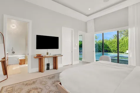 828 Nw 2nd Avenue Boca Raton FL 33432