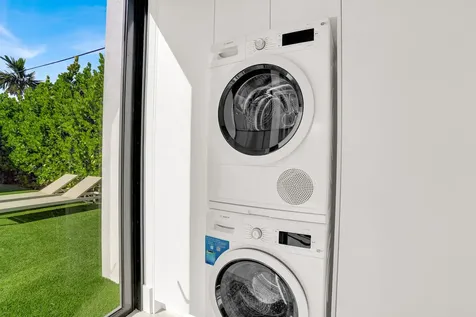 828 Nw 2nd Avenue Boca Raton FL 33432