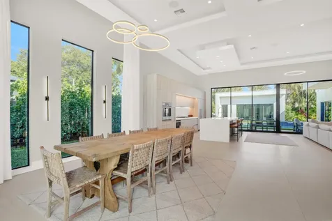 828 Nw 2nd Avenue Boca Raton FL 33432