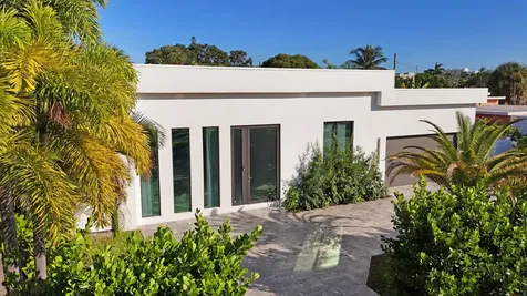 828 Nw 2nd Avenue Boca Raton FL 33432