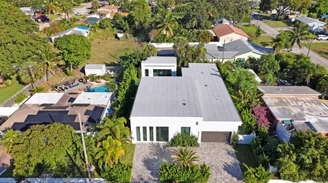 828 Nw 2nd Avenue Boca Raton FL 33432