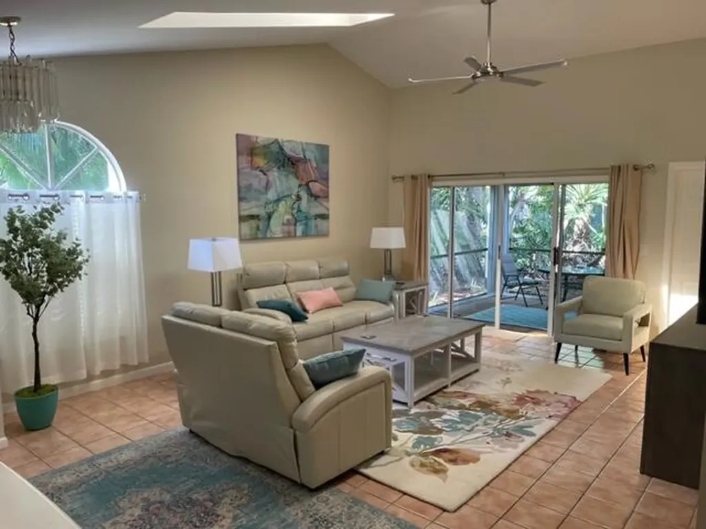 1008 Ocean Dunes Circle Jupiter FL 33477
