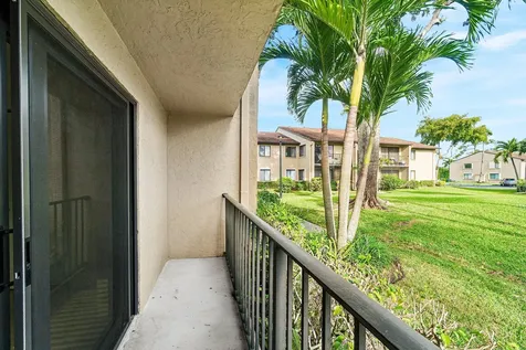 535 Shady Pine Way Greenacres FL 33415
