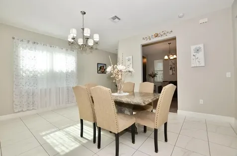 1897 Nw Cataluna Circle Port Saint Lucie FL 34986