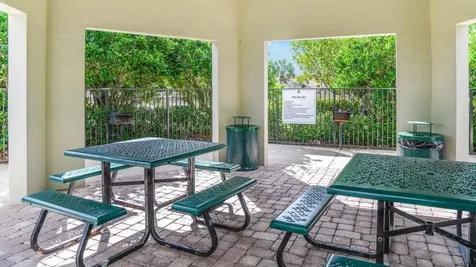 1897 Nw Cataluna Circle Port Saint Lucie FL 34986