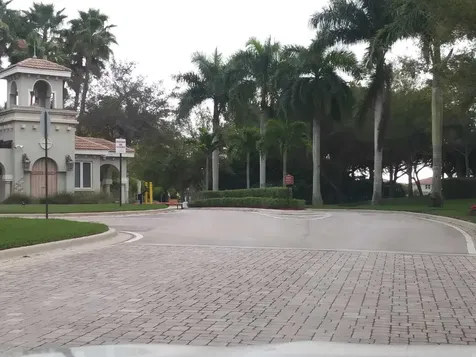 1897 Nw Cataluna Circle Port Saint Lucie FL 34986