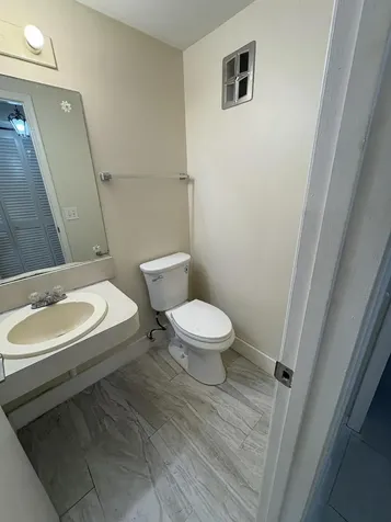 51 Waltham C West Palm Beach FL 33417