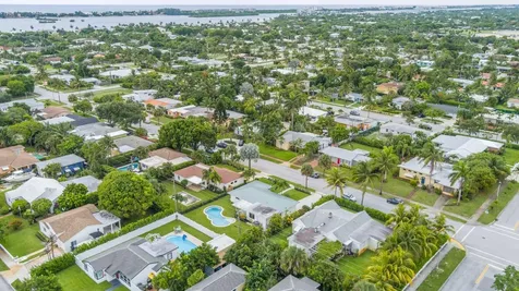 369 Franklin Road West Palm Beach FL 33405