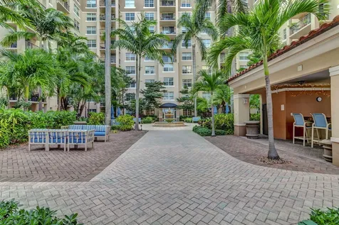 1805 N Flagler Drive West Palm Beach FL 33407